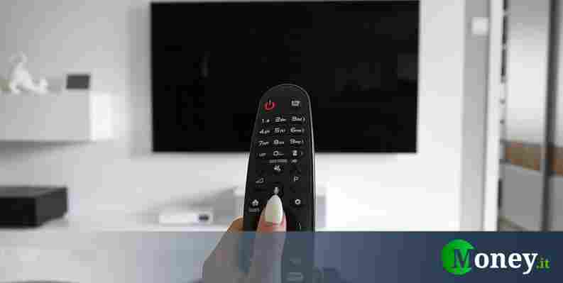 Come scegliere una TV: guida all’acquisto