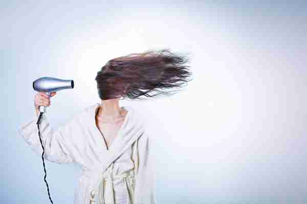 I 15 migliori phon per capelli: guida all’acquisto dell’asciugacapelli