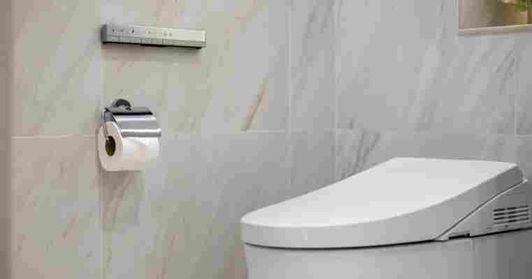 Smart toilet: tutto quello che c'è da sapere sul wc intelligente